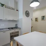דירה Casina Civico 16 קמראנו