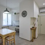 דירה Casina Civico 16 קמראנו