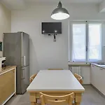 Casina Civico 16 *