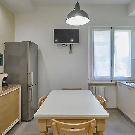 Casina Civico 16 *