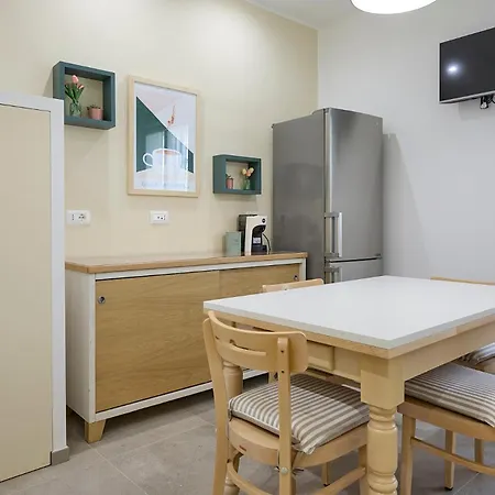 Casina Civico 16 Apartment *