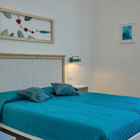 Casina Civico 16 Camerano